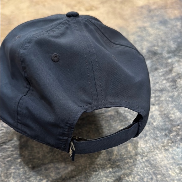 The Normal Brand Circle Patch Performance Cap in Navy 🧢 EUC - Picture 2 of 5